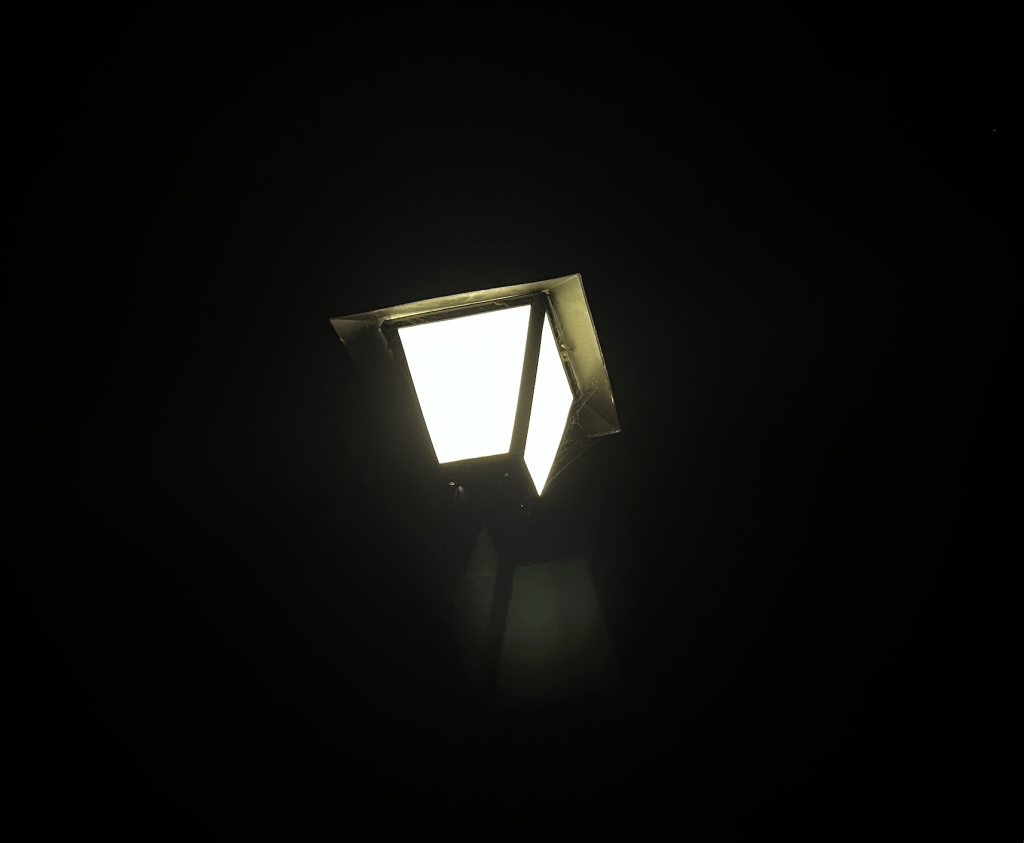 A streetlamp shines on a private residence in Point Dume Club. The lamps are considered fully shielded and meet ordinance requirements. Photo by Ava Heinert